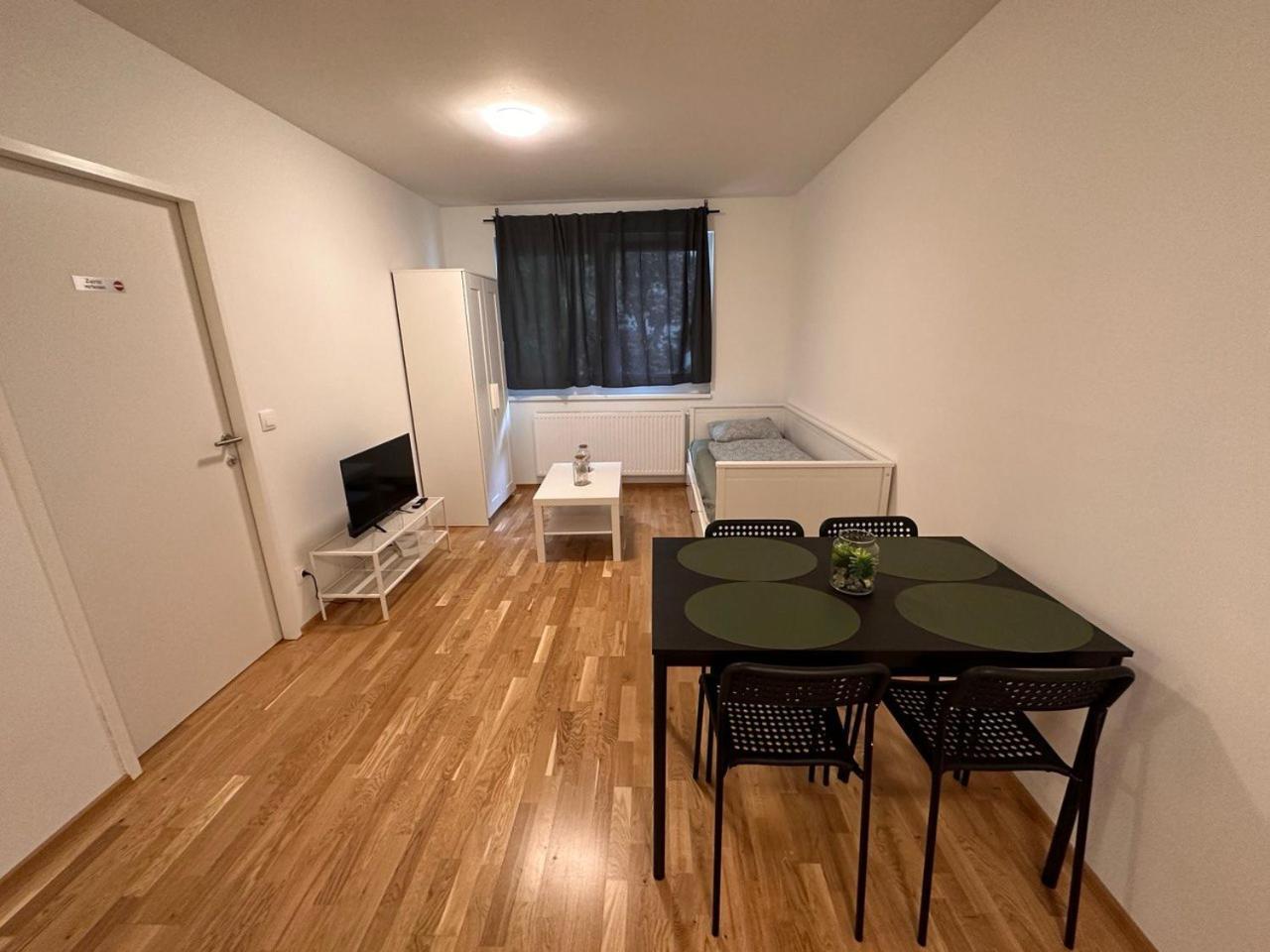 Apartment Muzeta11 - Modern Town With Balcony Wien