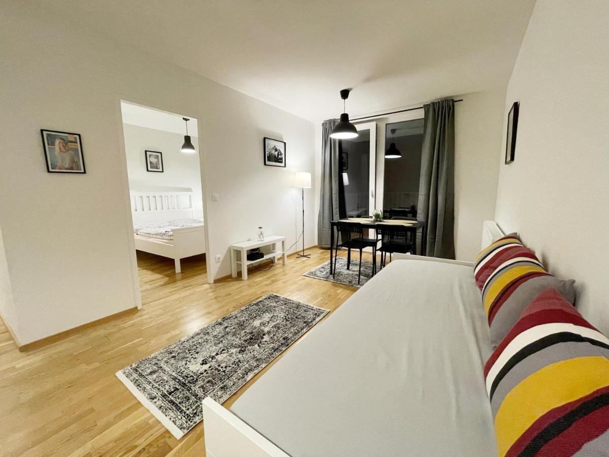 Muzeta11 - Modern Town With Balcony Appartement